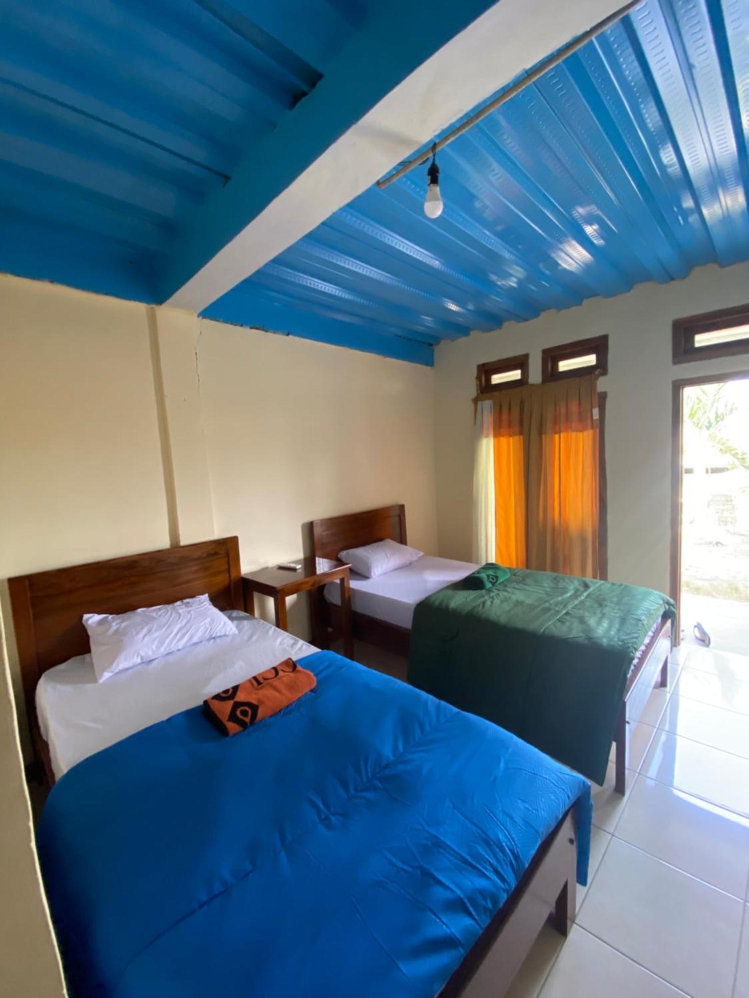 Pieter Homestay Labuan Bajo Eksteriør billede