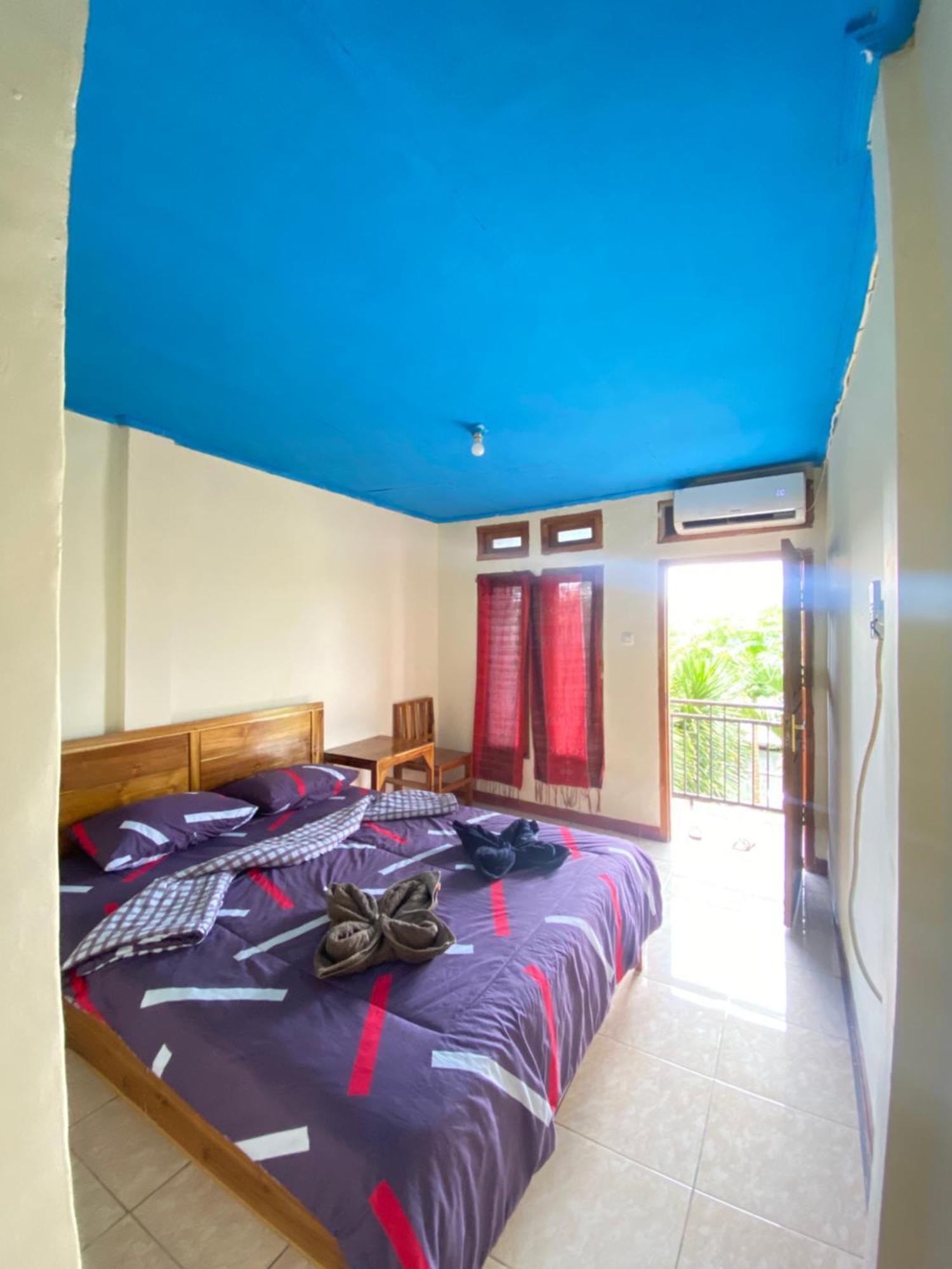 Pieter Homestay Labuan Bajo Eksteriør billede